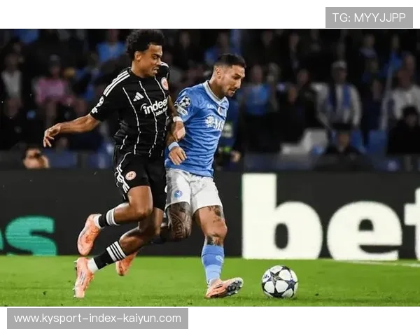 法兰克福边卫布朗的转会风波持续发酵,豪门争夺进入高潮,法兰克福前锋 法兰克福边卫布朗的转会风波持续发酵,豪门争夺进入高潮,法兰克福前锋