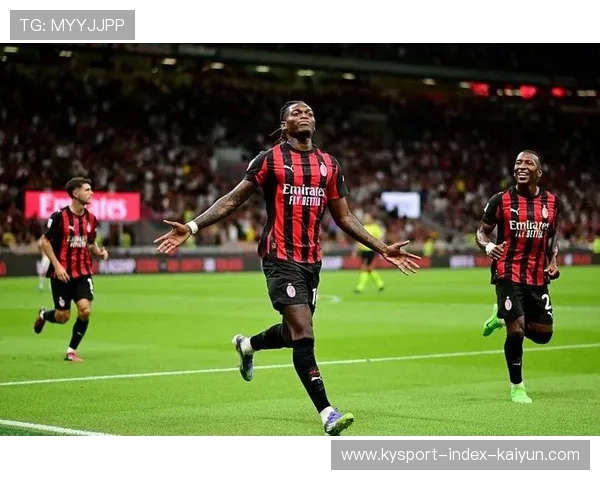 莱奥低平球穿网AC米兰稳定领先 莱奥低平球穿网AC米兰稳定领先